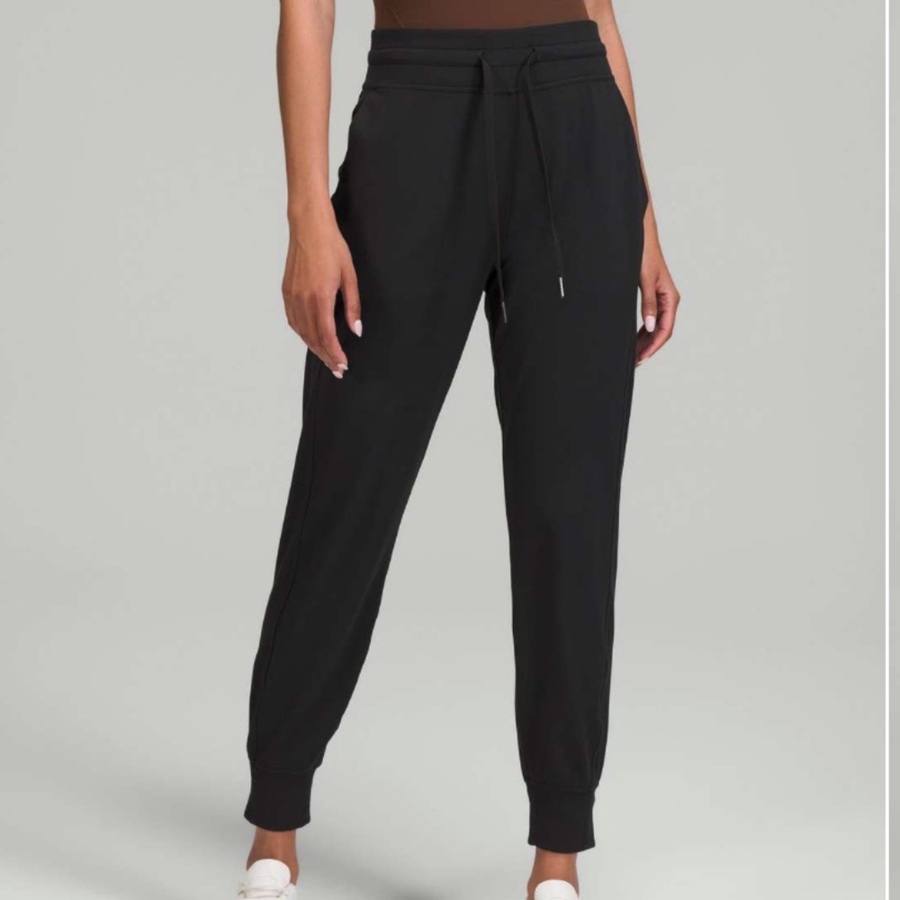 Lululemon Ready to Rulu High-Rise Joggers in Black